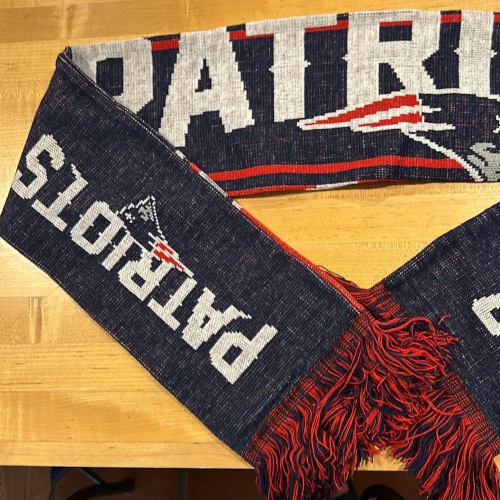 New England Patriots NFL Scarf NWOT